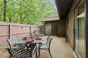 2519 Cottage Pl, Greensboro, NC 27455 - Photo 21