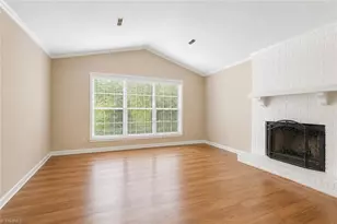 2519 Cottage Pl, Greensboro, NC 27455 - Photo 3