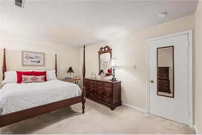 2519 Cottage Place, Greensboro, NC 27455 - Photo 13