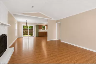 2519 Cottage Place, Greensboro, NC 27455 - Photo 5