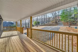 360 Laurel Ln, Jefferson, NC 28640 - Photo 3