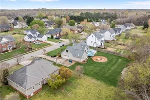 3813 Longmeadow Dr, Mebane, NC 27302 - Photo 33