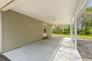 3712 Old 52 Rd, Pinnacle, NC 27043 - Photo 29