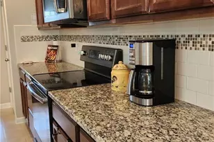 1460 Land Grv Dr, Kernersville, NC 27284 - Photo 7