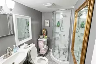 1302 Elmer St, Greensboro, NC 27405 - Photo 15