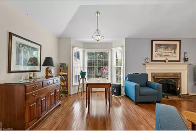 5 Yeardleys Court, Greensboro, NC 27454 - Photo 7