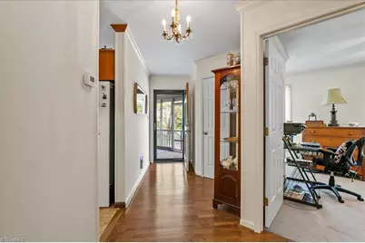 5 Yeardleys Court, Greensboro, NC 27454 - Photo 5