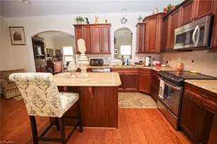 5416 Ggo Dr, Greensboro, NC 27406 - Photo 11