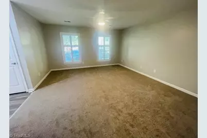 19 Park Village Lane #A, Greensboro, NC 27455 - Photo 15