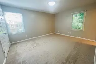 19 Park Village Ln, Greensboro, NC 27455 - Photo 11