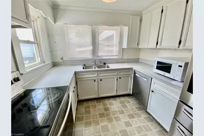 500 W Main Street, Wilkesboro, NC 28697 - Photo 11