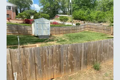 500 W Main Street, Wilkesboro, NC 28697 - Photo 5