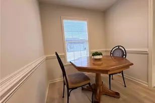 6830 Wellsley Ct, Clemmons, NC 27012 - Photo 9