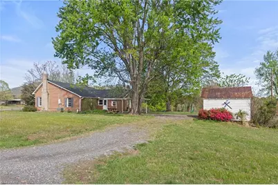 3054 N Old 52 Road, Pinnacle, NC 27043 - Photo 39