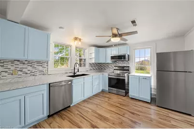 3054 N Old 52 Road, Pinnacle, NC 27043 - Photo 17