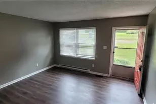 4325 Voss Ave, Greensboro, NC 27405 - Photo 5