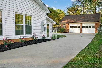 2914 Ardmore Street, Burlington, NC 27215 - Photo 33