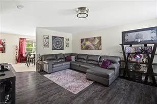 2890 Glen Hollow Rd, Greensboro, NC 27407 - Photo 3