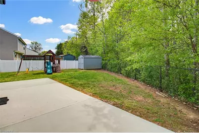 2890 Glen Hollow Road, Greensboro, NC 27407 - Photo 23