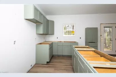 722 Cypress Hill Drive, Eden, NC 27288 - Photo 3