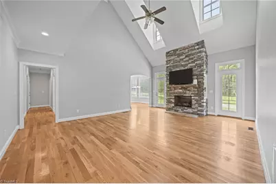 432 Vine Drive, Lexington, NC 27292 - Photo 17