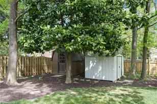 3004 Willow Oak Dr, Greensboro, NC 27408 - Photo 39