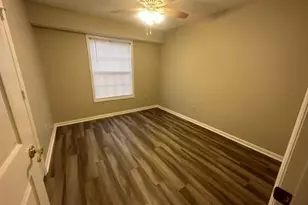 800 Folly Ct, Greensboro, NC 27409 - Photo 7