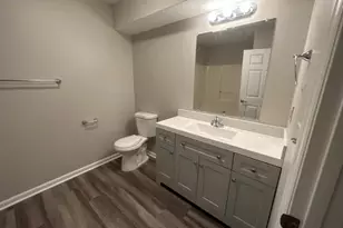 800 Folly Ct, Greensboro, NC 27409 - Photo 21