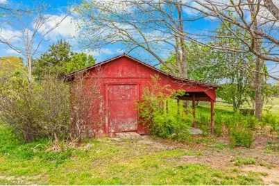 6585 Scarlet Oak Drive, Denton, NC 27239 - Photo 33