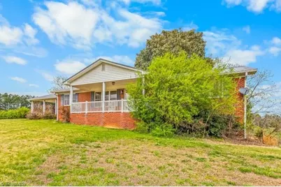 6585 Scarlet Oak Drive, Denton, NC 27239 - Photo 3