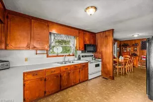 6585 Scarlet Oak Dr, Denton, NC 27239 - Photo 11