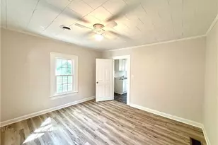 3414 Summit Ave, Greensboro, NC 27405 - Photo 15