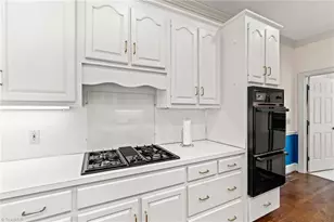 5410 Tory Hill Dr, Greensboro, NC 27410 - Photo 13