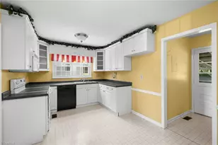 203 Shenandoah Dr, Winston-Salem, NC 27103 - Photo 13