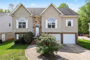 4990 Fiddlers Run Dr, Kernersville, NC 27284 - Photo 1