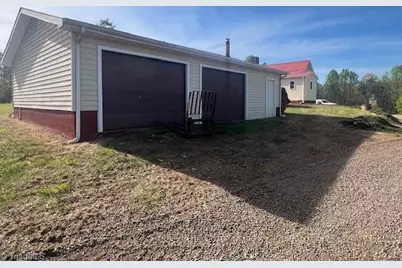 1721 Garner Road, Yadkinville, NC 27055 - Photo 7