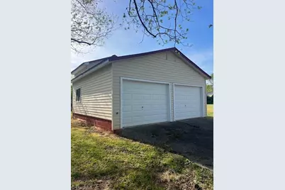 1721 Garner Road, Yadkinville, NC 27055 - Photo 3