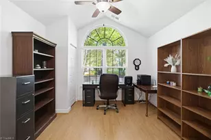 5559 Prosperity View Dr, Charlotte, NC 28269 - Photo 23