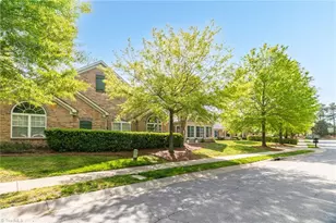 5559 Prosperity View Dr, Charlotte, NC 28269 - Photo 31