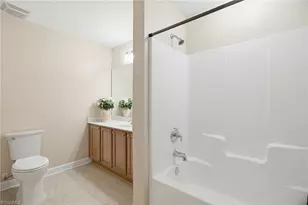 5559 Prosperity View Dr, Charlotte, NC 28269 - Photo 25