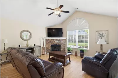 5559 Prosperity View Drive #1, Charlotte, NC 28269 - Photo 5