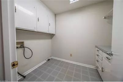 5744 Windworth Drive, Winston-Salem, NC 27106 - Photo 31