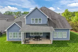 720 Sugarberry Ln, Greensboro, NC 27455 - Photo 39