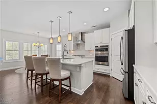 720 Sugarberry Ln, Greensboro, NC 27455 - Photo 11