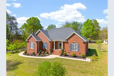 2027 Whites Mill Road, High Point, NC 27265 - Photo 5