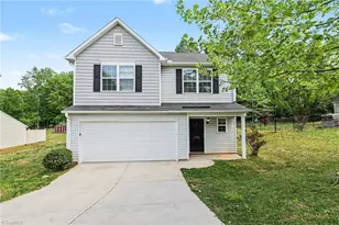 4586 Sun Valley Ln, Kernersville, NC 27284 - Photo 1