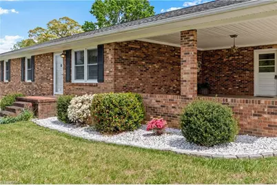 200 Beckford Drive, Lexington, NC 27295 - Photo 3