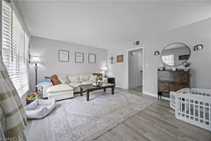 1105 Robin Hood Rd, High Point, NC 27262 - Photo 5