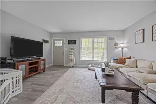 1105 Robin Hood Rd, High Point, NC 27262 - Photo 7