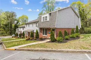 1105 Robin Hood Rd, High Point, NC 27262 - Photo 3